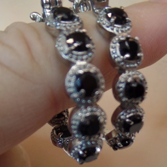 Unbranded Stainless Steel Black Spinel & Sparkling CZ Hoop Earrings Apx 1.5" 10G - Picture 13 of 13